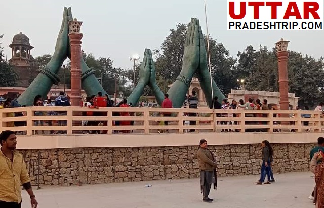 Kashi Tour Packages
