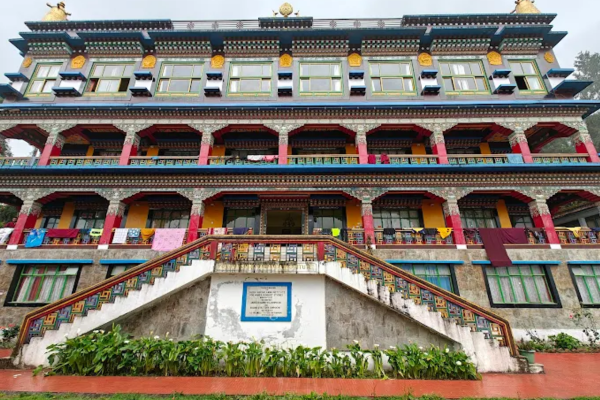 Rumtek Dharma Chakra Centre Gangtok Tour Package from Patna 